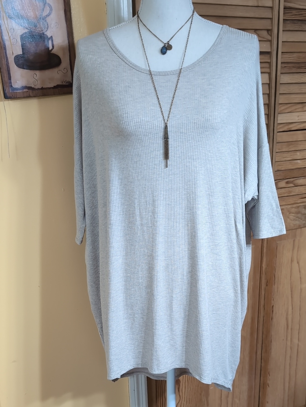 LuLaRoe Solid Ribbed Oatmeal Irma Leggings Top L 16-18